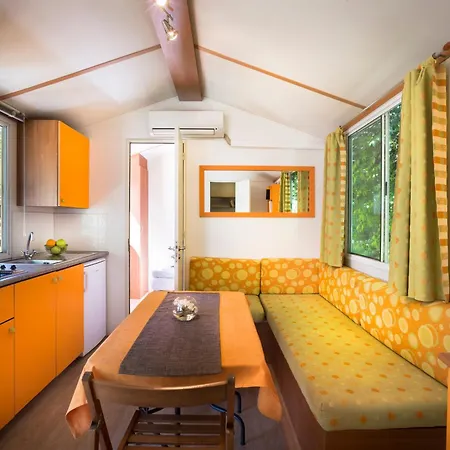 Holiday park Hotel Medveja